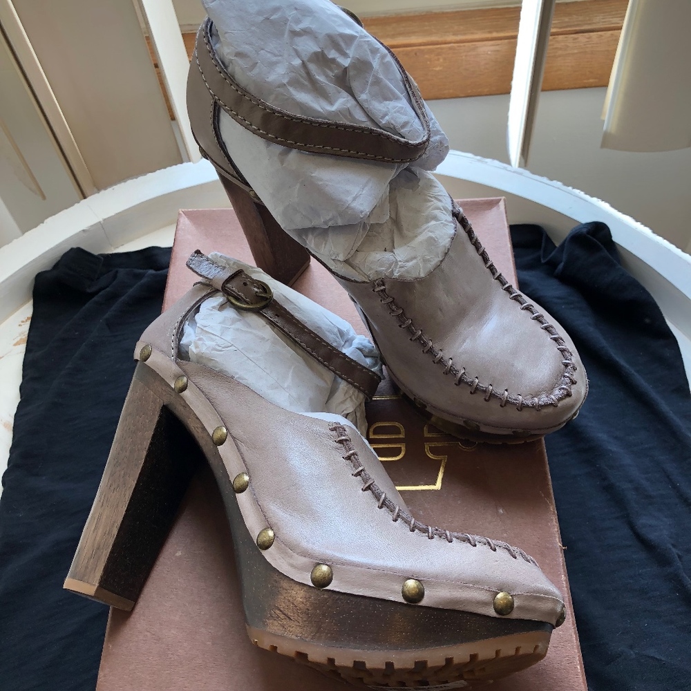 FREE PEOPLE (DULCE) AMSTERDAM CLOG/HEEL (US 9M)